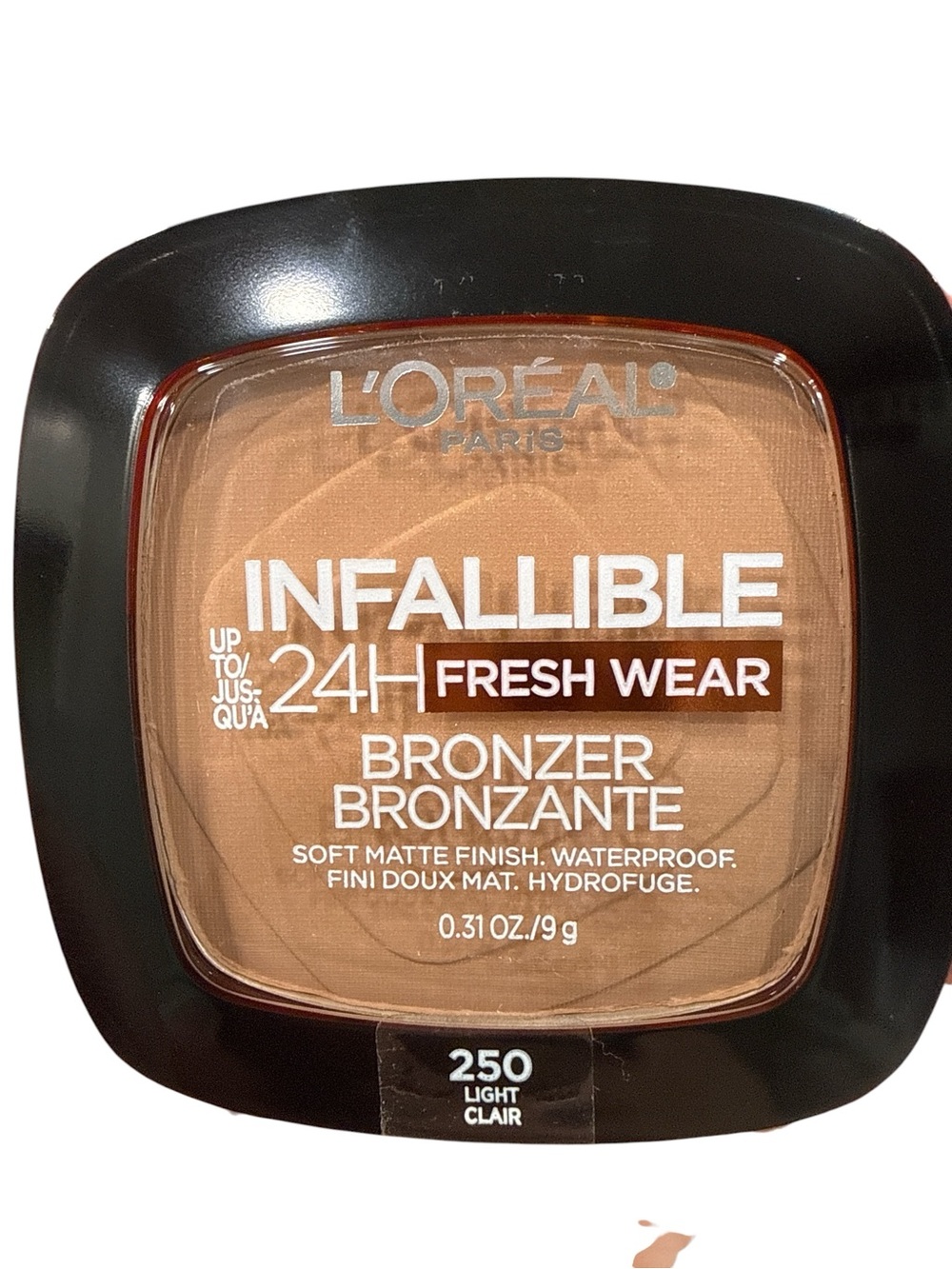 L'Oreal Soft Matte Bronzer - Light (250) - Brown Shade